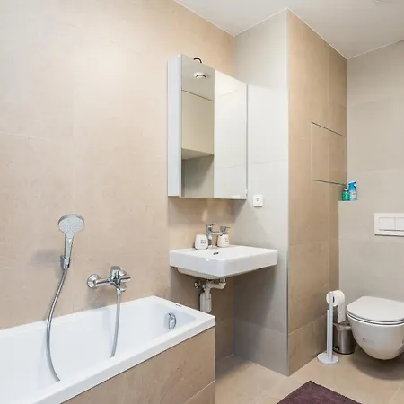 Perla Hradce 401 Hradec Králové